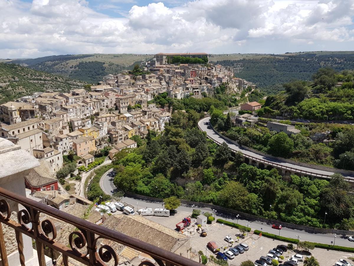 B&B Carrubbelle Ragusa Buitenkant foto