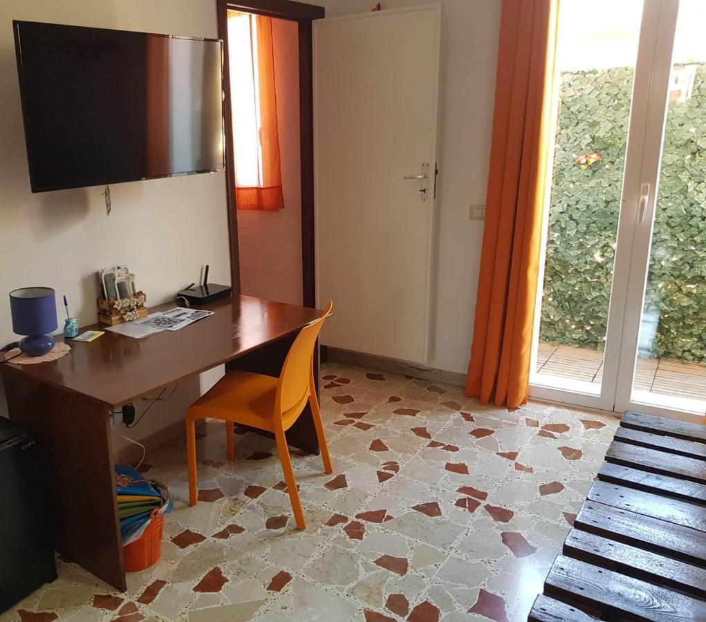 B&B Carrubbelle Ragusa Buitenkant foto